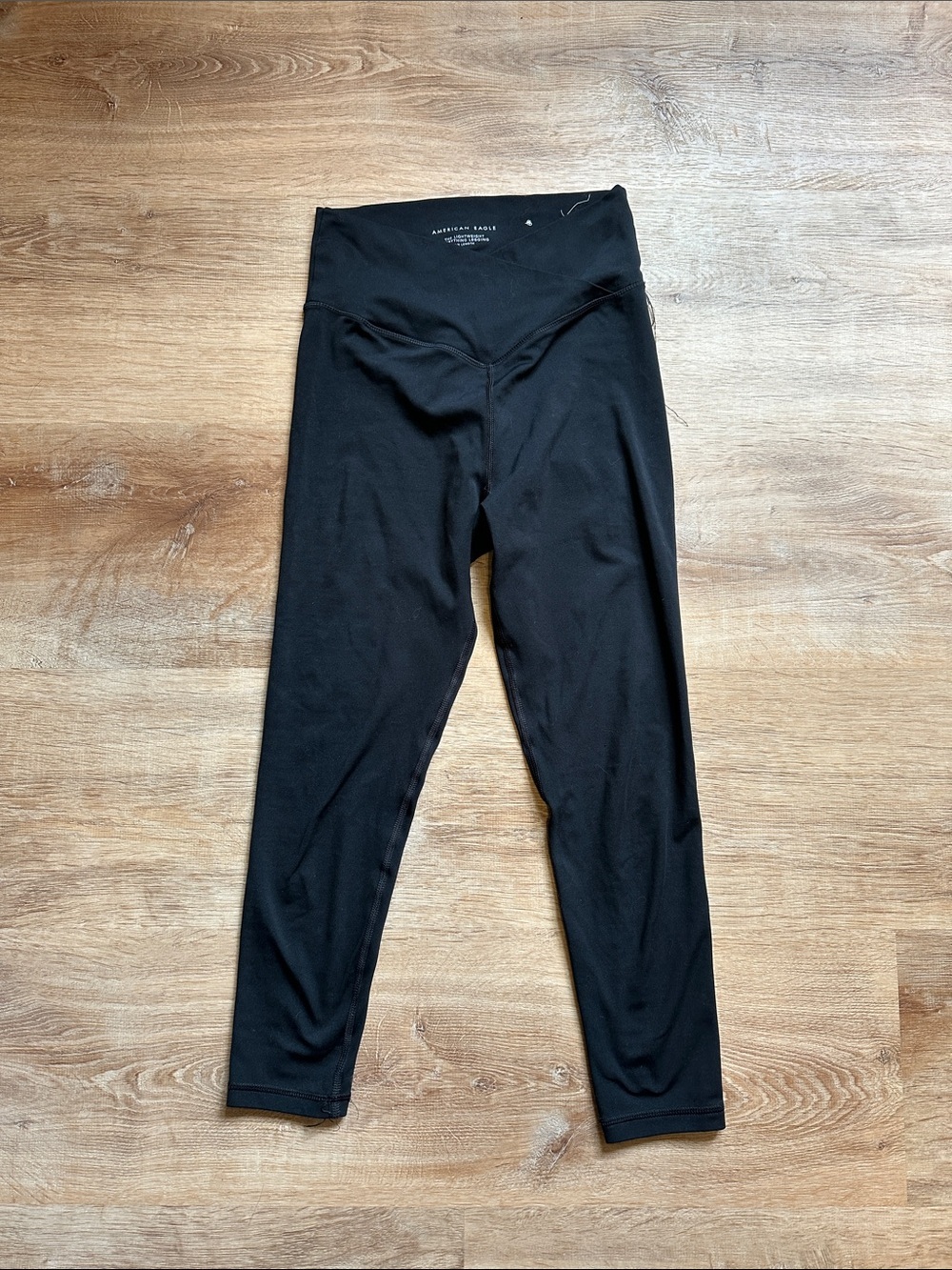American Eagle Black Lightweight Everything Legging with Crossover Waist